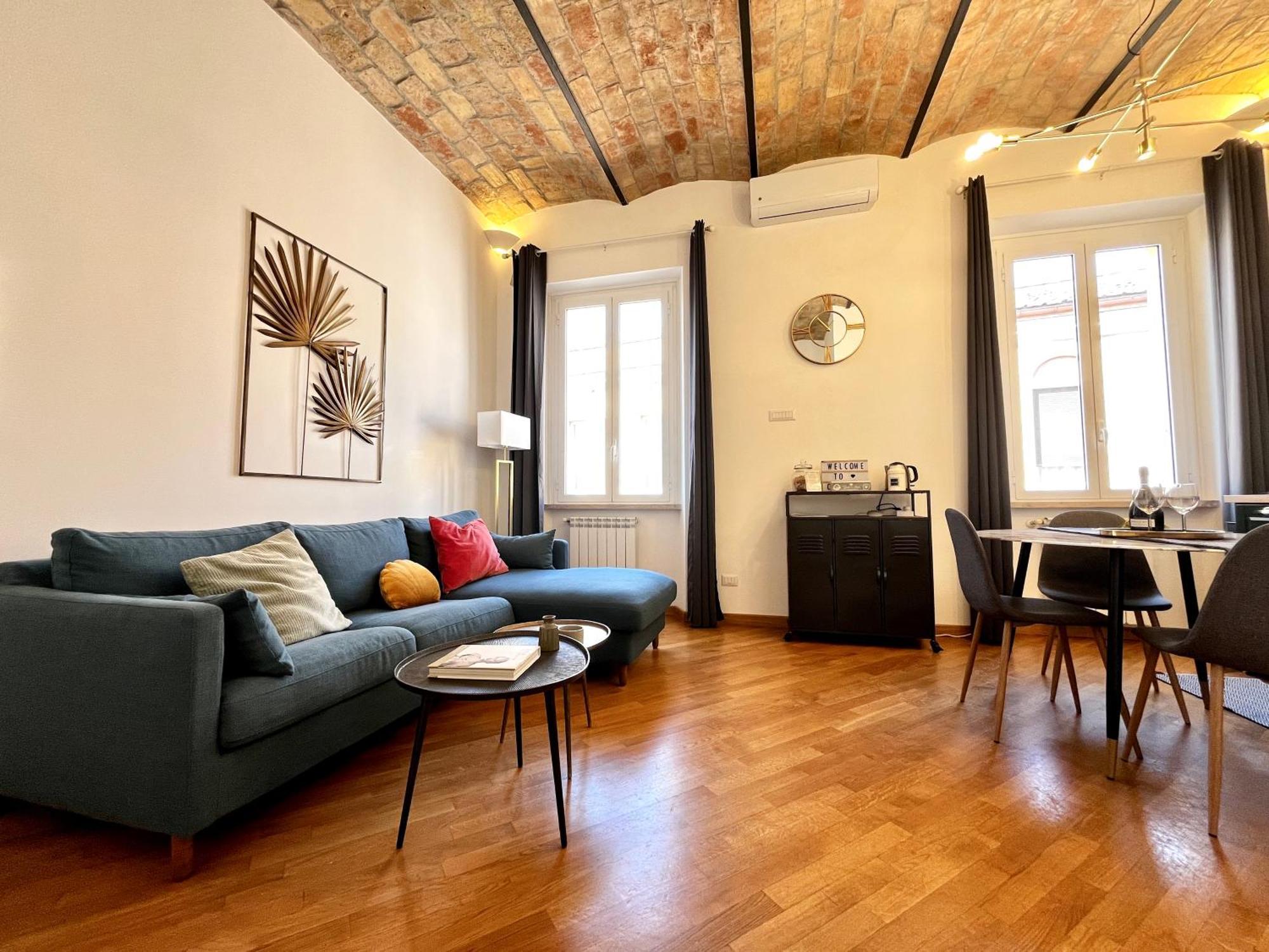 Apartment La Polveriera, Eleganti E Luminosi Vicino Al Colosseo *